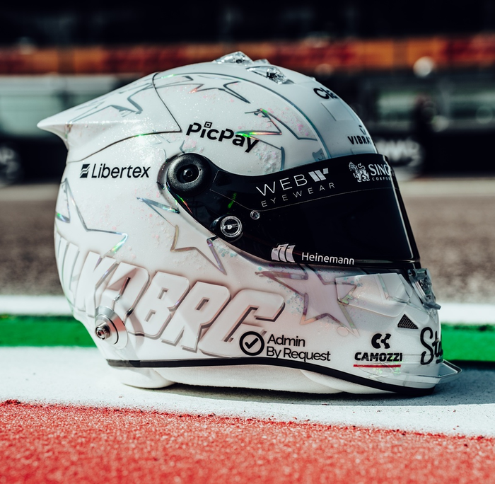 1:2 Nico Hulkenberg White Helmet 2025 image